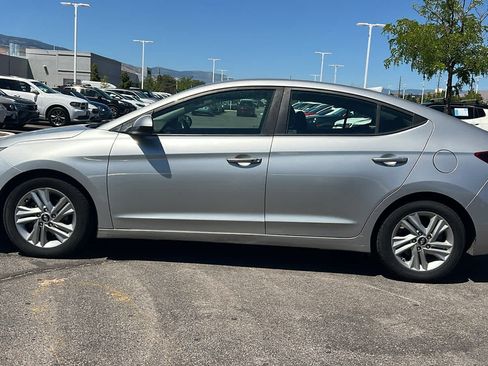 Used 2020 Hyundai Elantra Value Edition w/ Cargo Package (C1) FWD image 8