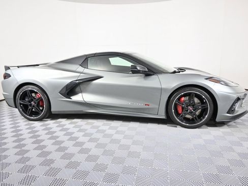 Used 2022 Chevrolet Corvette Stingray Premium Conv w/ Z51 Performance Package image 8