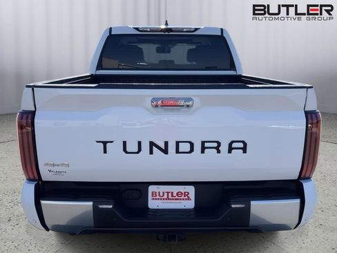 Used 2022 Toyota Tundra Limited AWD/4WD image 4