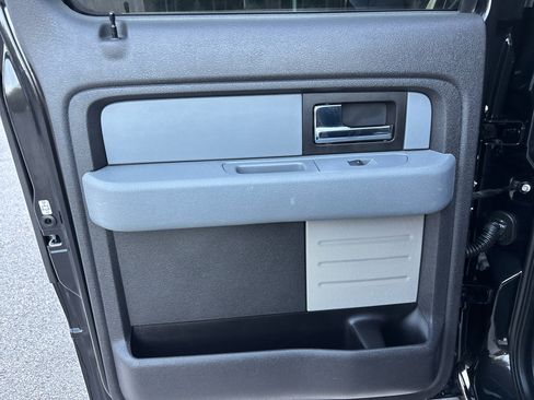 Used 2014 Ford F150 XLT w/ Equipment Group 302A Luxury image 27