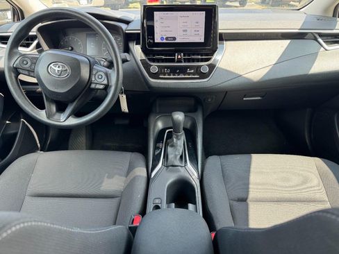 Used 2024 Toyota Corolla LE FWD image 13