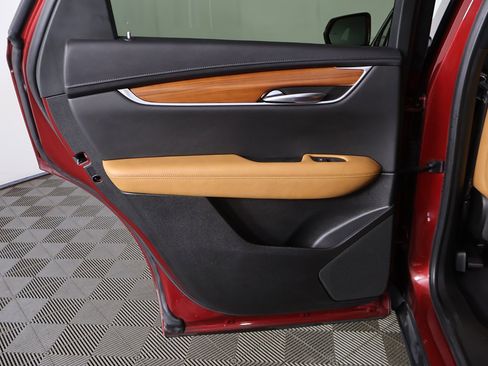 Used 2020 Cadillac XT5 Premium Luxury image 26