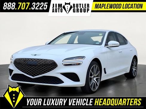 Used 2025 Genesis G70 2.5T image 1