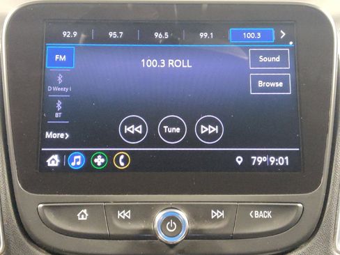 Used 2019 Chevrolet Malibu LT FWD image 25