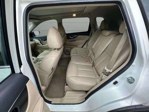 Used 2014 Nissan Rogue SL w/ SL Premium Package image 37