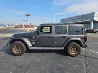 Used 2019 Jeep Wrangler Unlimited Sahara video 1