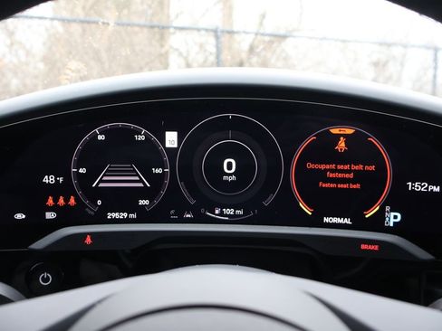 Used 2022 Porsche Taycan image 26