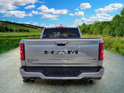 Used 2025 RAM 1500 Big Horn AWD/4WD image 5