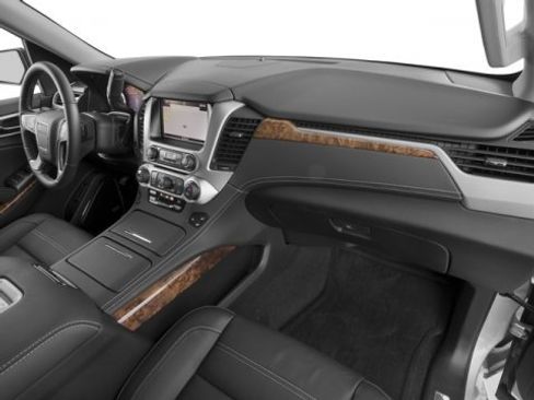 Used 2017 GMC Yukon Denali image 18