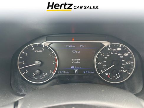 Used 2025 Nissan Altima 2.5 SV image 5