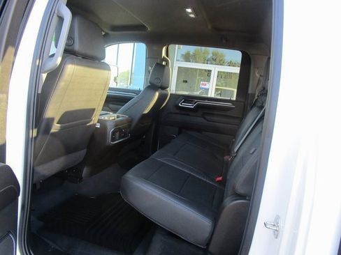 Certified 2024 Chevrolet Silverado 3500 LTZ w/ LTZ Convenience Package image 20