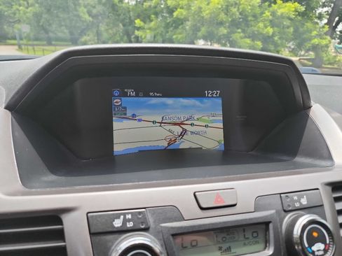 Used 2015 Honda Odyssey Touring Elite image 21