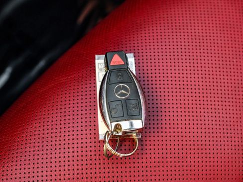 Used 2016 Mercedes-Benz SL 400 w/ Premium I Package image 41