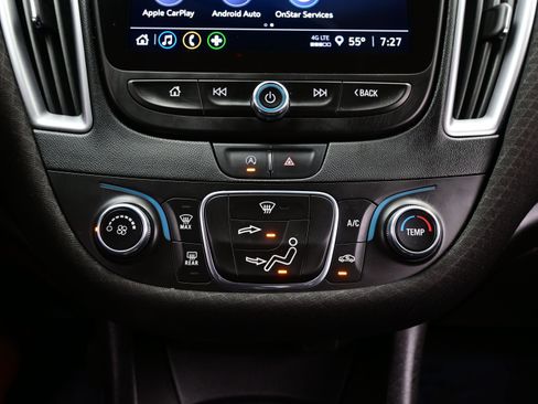 Used 2022 Chevrolet Malibu RS image 19