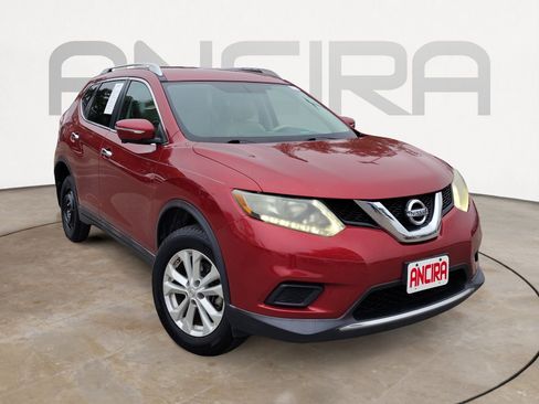 Used 2014 Nissan Rogue SV w/ SV Premium Package image 4