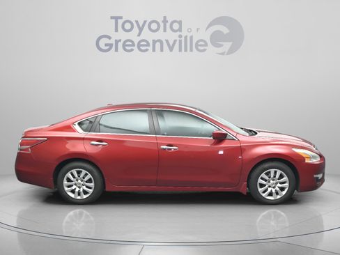 Used 2015 Nissan Altima 2.5 S w/ Power Driver Seat Package FWD image 15