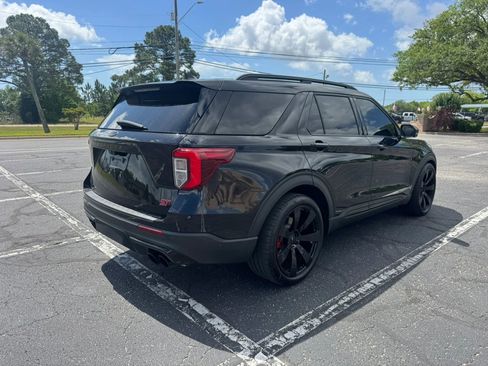 Used 2021 Ford Explorer ST w/ Equipment Group 401A image 6