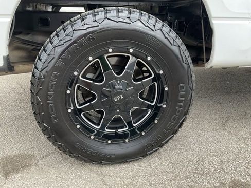 Used 2013 Ford F150 XLT image 11