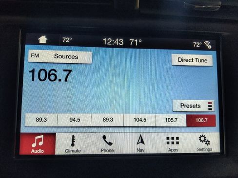 Used 2017 Ford Fusion SE w/ Fusion SE Technology Package FWD image 25