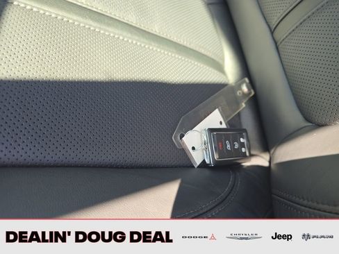 New 2026 Jeep Grand Wagoneer Limited AWD/4WD image 29