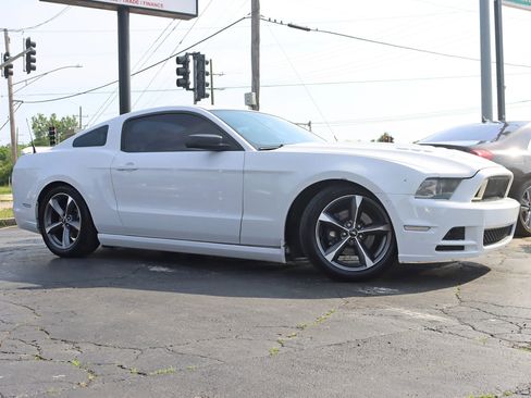 Used 2014 Ford Mustang Coupe w/ Equipment Group 102A RWD image 2