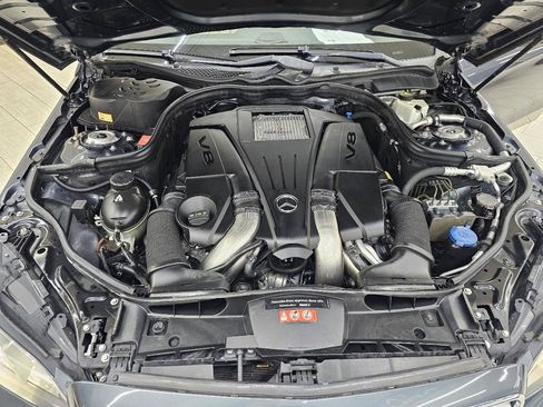 Used 2014 Mercedes-Benz E 550 4MATIC Sedan image 41