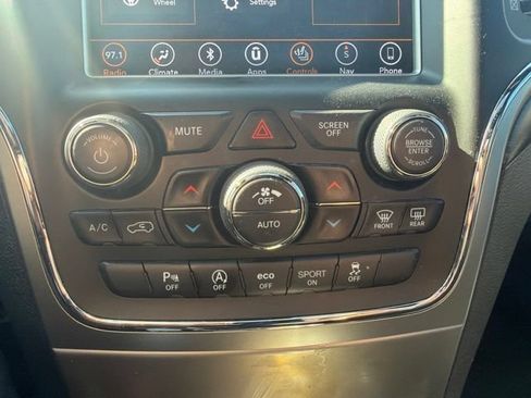 Used 2018 Jeep Grand Cherokee Altitude AWD/4WD image 15