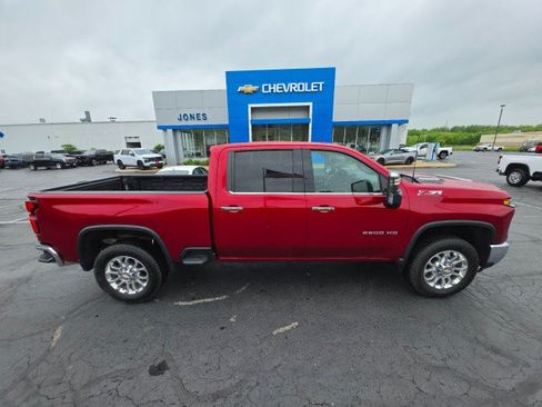 Used 2025 Chevrolet Silverado 2500 LTZ w/ LTZ Convenience Package AWD/4WD image 6