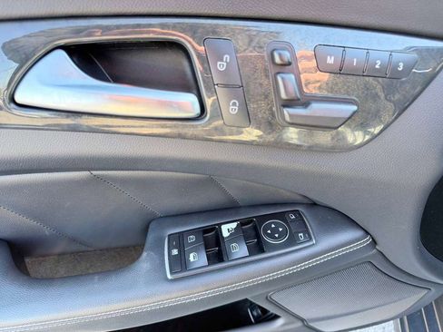 Used 2014 Mercedes-Benz CLS 550 4MATIC image 18