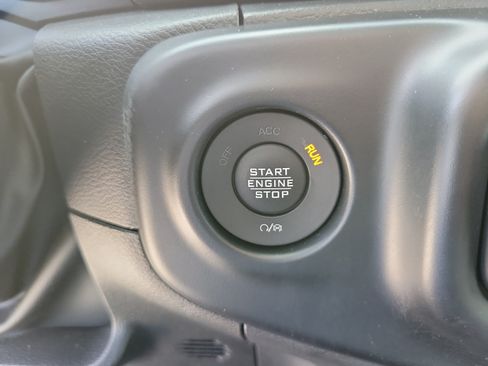 Used 2022 Jeep Wrangler Unlimited Sport AWD/4WD image 23