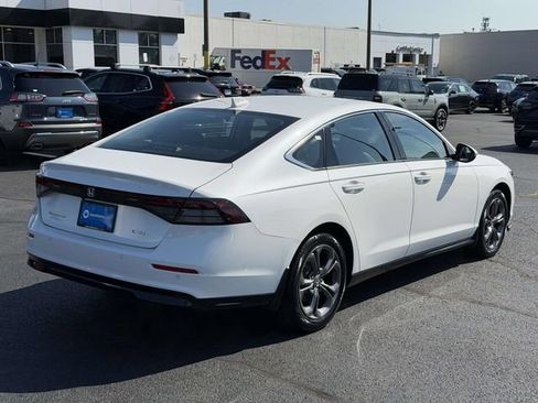 Certified 2025 Honda Accord EX-L image 2