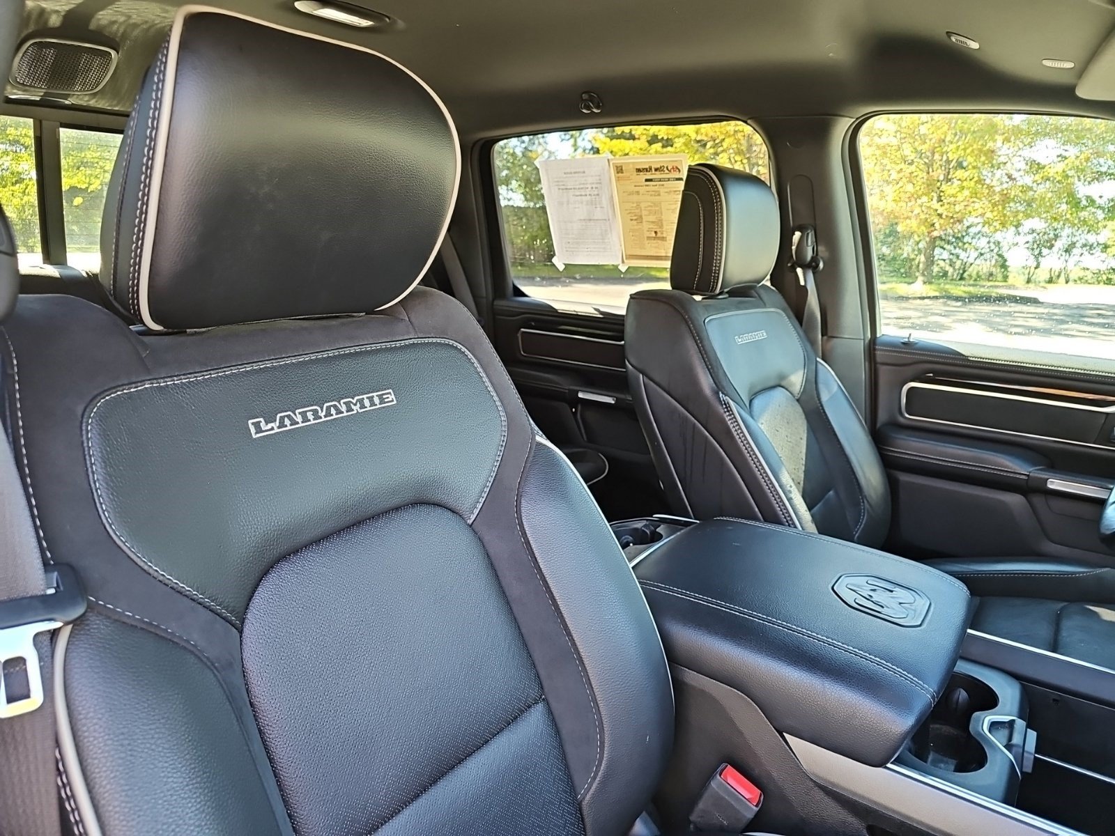 Used 2021 RAM 1500 Laramie w/ Sport Appearance Package AWD/4WD image 11
