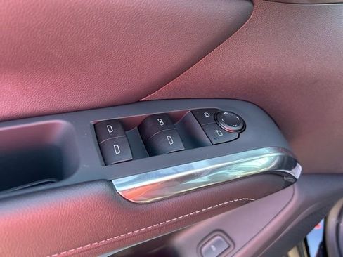 New 2026 Chevrolet Traverse LT image 13