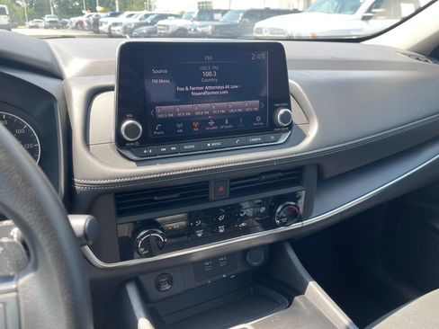Used 2024 Nissan Rogue S AWD/4WD image 20