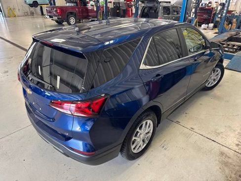 Used 2022 Chevrolet Equinox LT FWD image 11