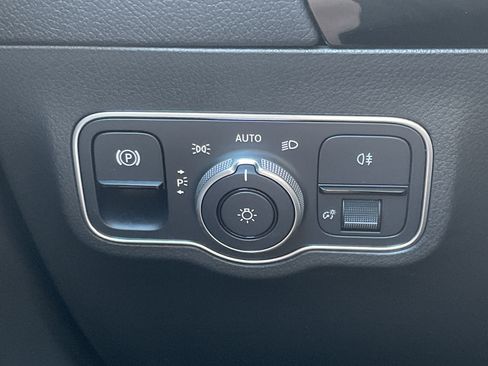 Used 2025 Mercedes-Benz GLA 250 GLA 250 SUV image 22