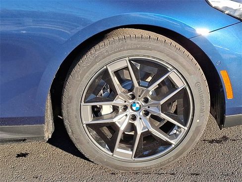 New 2026 BMW 530i xDrive w/ Premium Package image 8