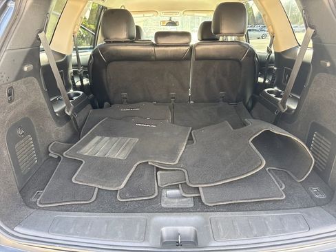 Used 2020 Nissan Pathfinder SL image 25