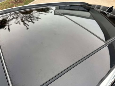 Used 2023 Genesis GV70 2.5T w/ Select Package image 11