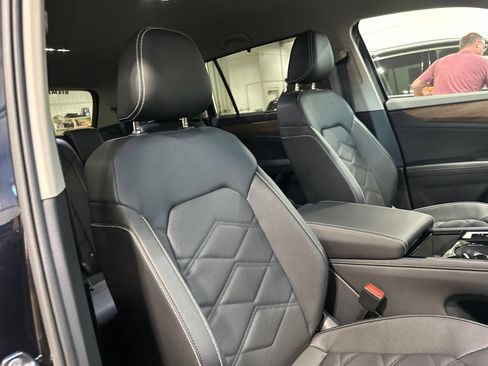 Certified 2026 Volkswagen Atlas SE AWD/4WD image 44