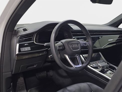 Certified 2025 Audi Q7 2.0T Premium Plus w/ Premium Plus Package image 17