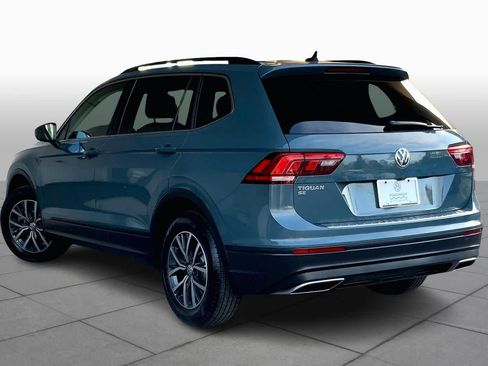 Used 2019 Volkswagen Tiguan SE w/ Panoramic Sunroof Package image 11