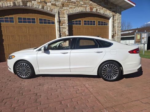 Used 2018 Ford Fusion Titanium AWD/4WD image 6