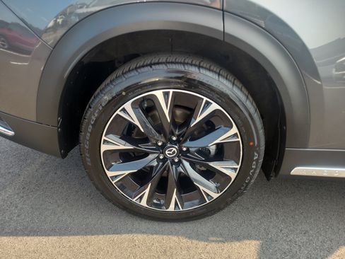 Used 2024 MAZDA CX-90 Plug-In Hybrid w/ Premium Pkg AWD/4WD image 11