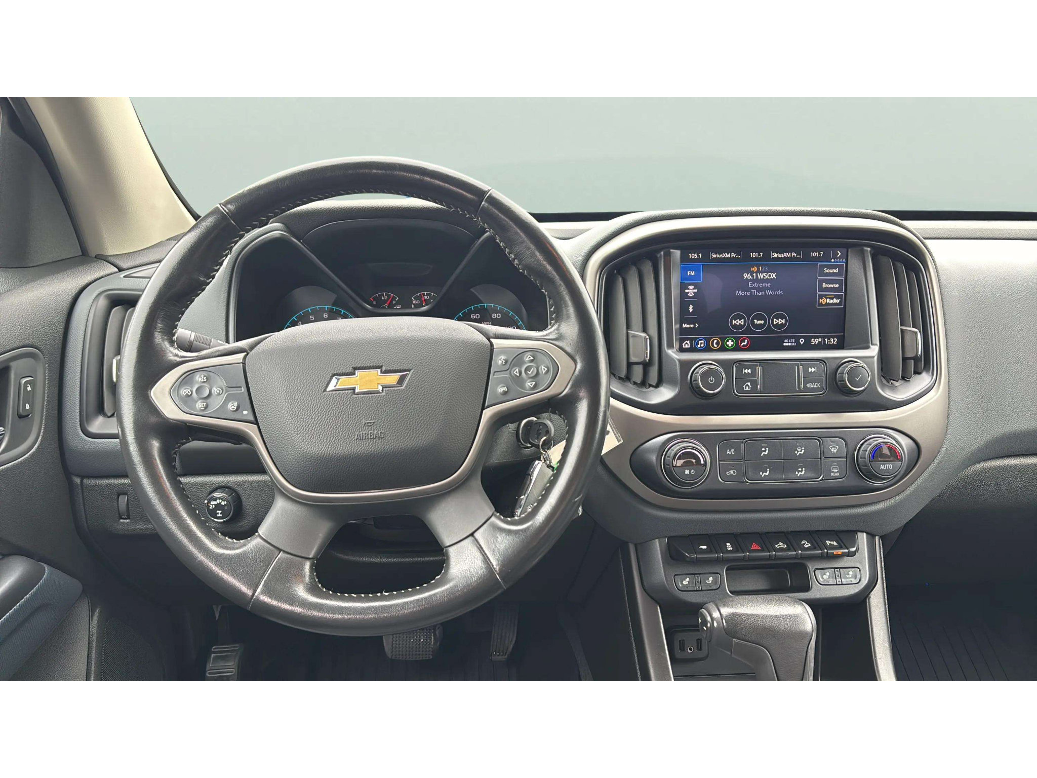 Used 2019 Chevrolet Colorado Z71 w/ LPO, Premium Interior Package AWD/4WD image 12