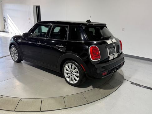 Used 2018 MINI Cooper S FWD image 10