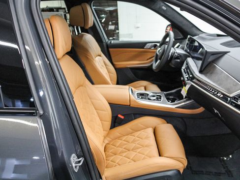 New 2026 BMW X7 xDrive40i w/ M Sport Package image 19