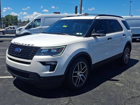 Certified 2018 Ford Explorer Sport w/ Equipment Group 401A AWD/4WD image 3
