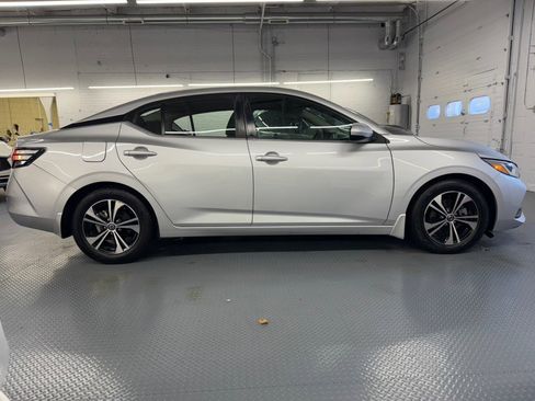 Used 2022 Nissan Sentra SV w/ Trunk Package image 6