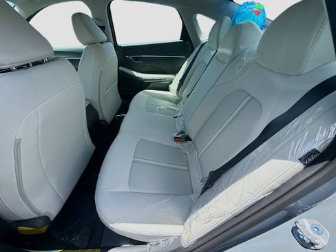 New 2026 Hyundai Sonata SE FWD image 17